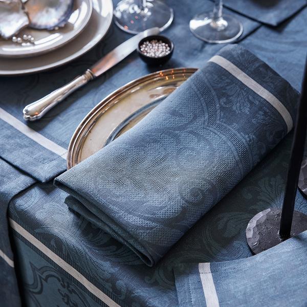 Le Jacquard Francais Armoiries table linen, blue