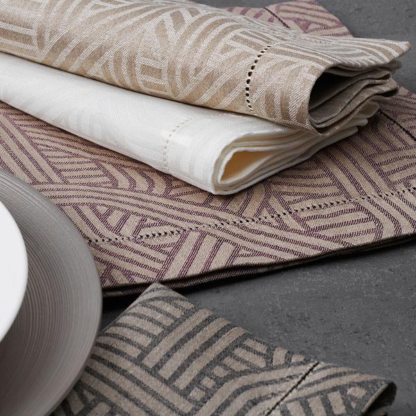 Leitner Confusion table linen