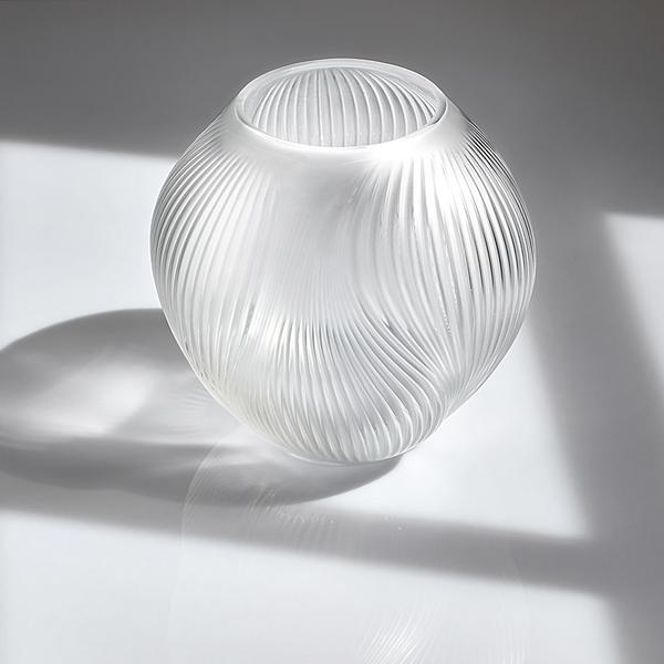 Lalique Vase Alize, H 17 cm