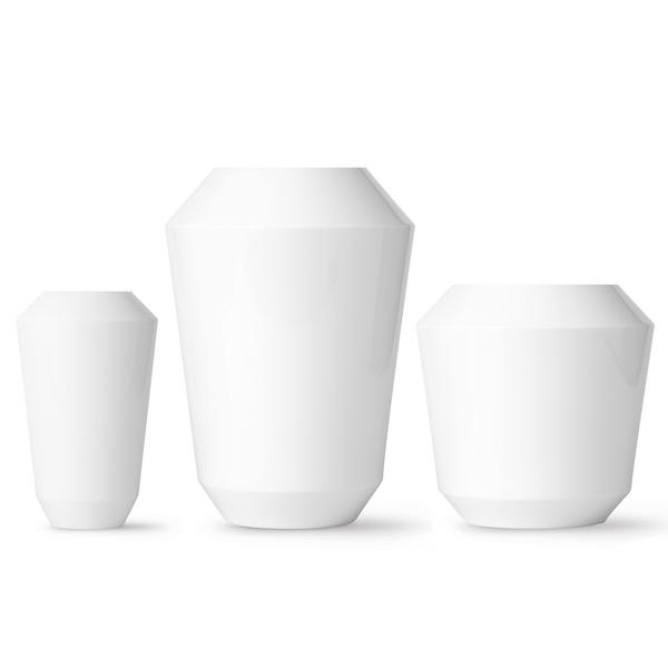 Sieger by Fürstenberg Luna vases, white