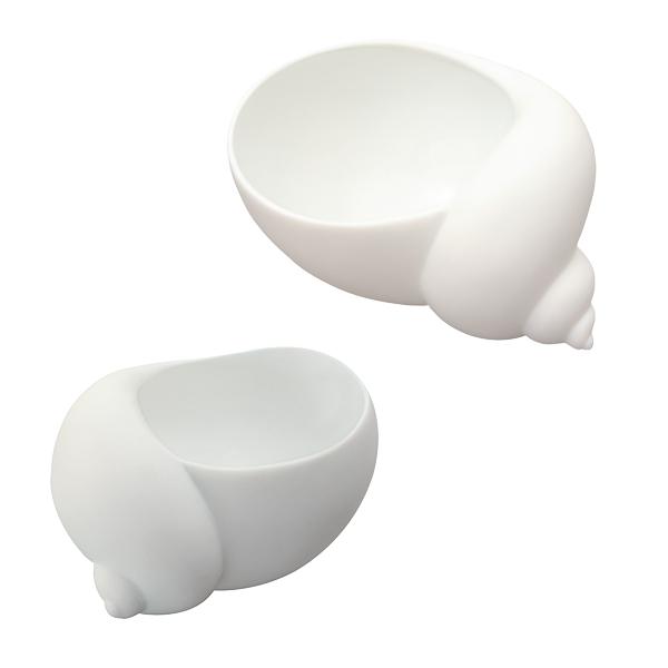 Nymphenburg Salt & pepper snails, set of 2, white glazed interior