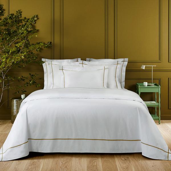 Yves Delorme Bettwäsche Athena, bronze auf weiß