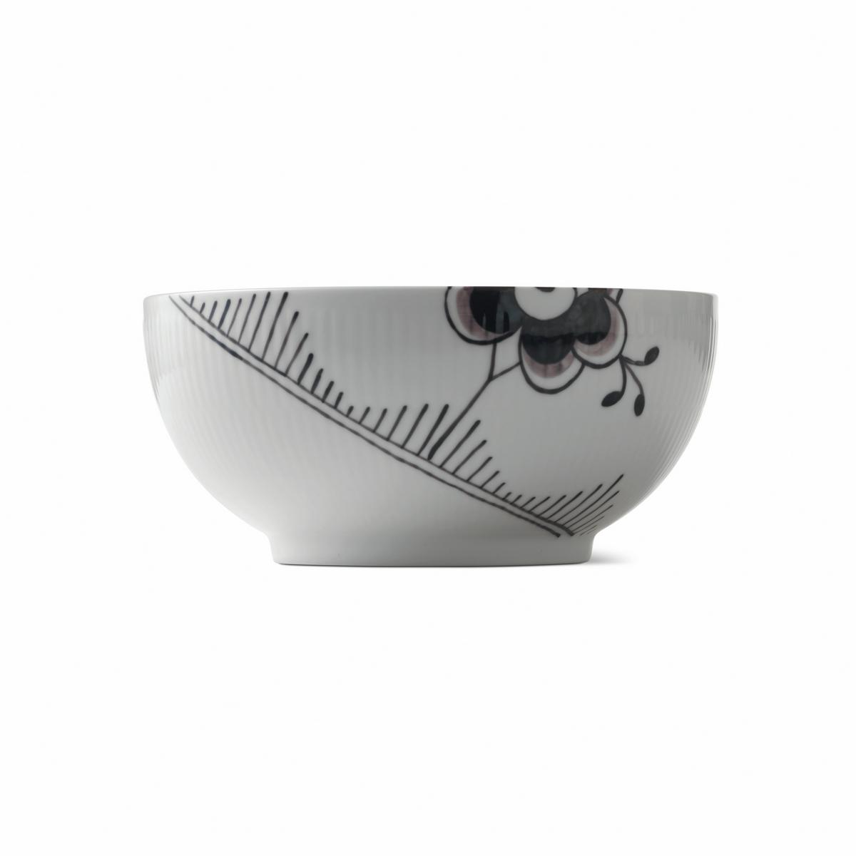 Royal Copenhagen Black Fluted Mega bowl, 18 cm artedona.