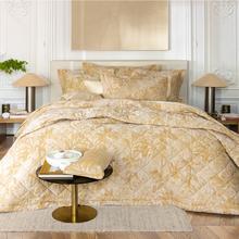 Le Jacquard Francais Bois Dormant bed throws