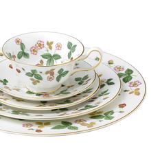 Wedgwood Wild Strawberry