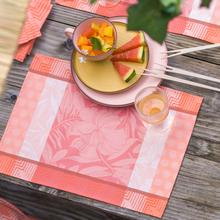 Le Jacquard Francais Nature Urbaine table linen, quartz