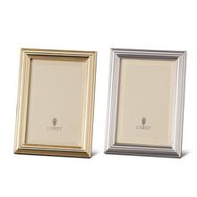 L'Objet Oscar picture frames