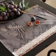 Le Jacquard Francais Nature Sauvage table linen, grey