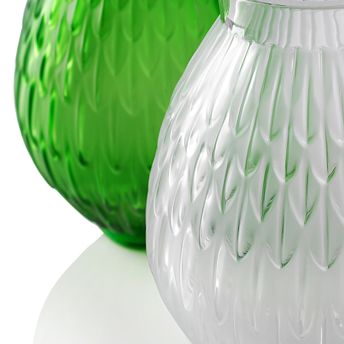 Lalique Plumes vases, H 14,7 cm artedona.