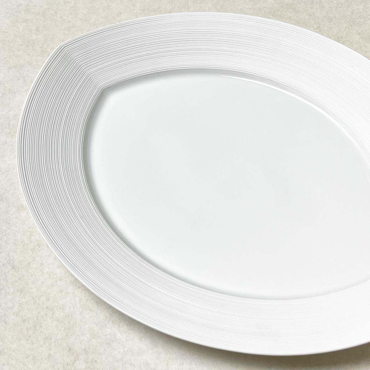 HEMISPHERE Blanc Satiné - Assiette creuse à aile GM - J.L Coquet