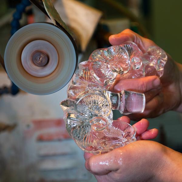 Lalique Orchidée carafe | artedona.