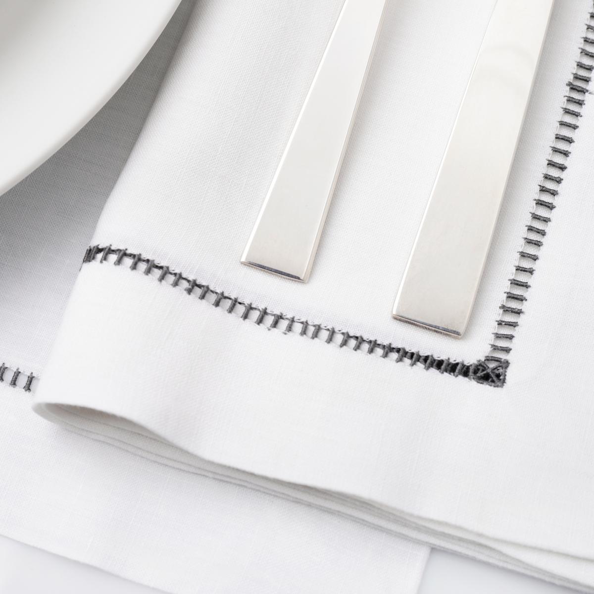 Gayle Warwick Irish Linen table linen artedona.