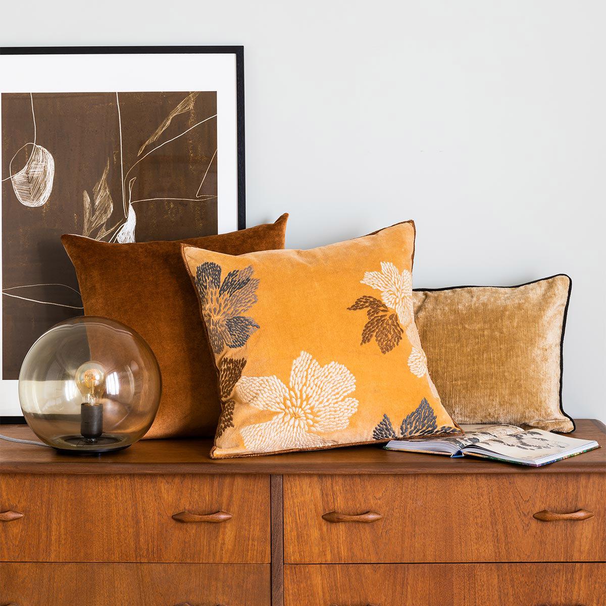 Iosis Merida cushions artedona.